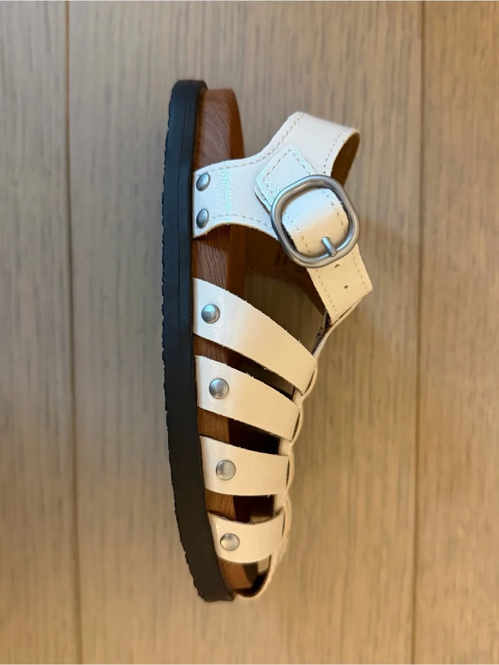 NEVER WORN! Zara Kids Cream Strappy Fisherman Sandals